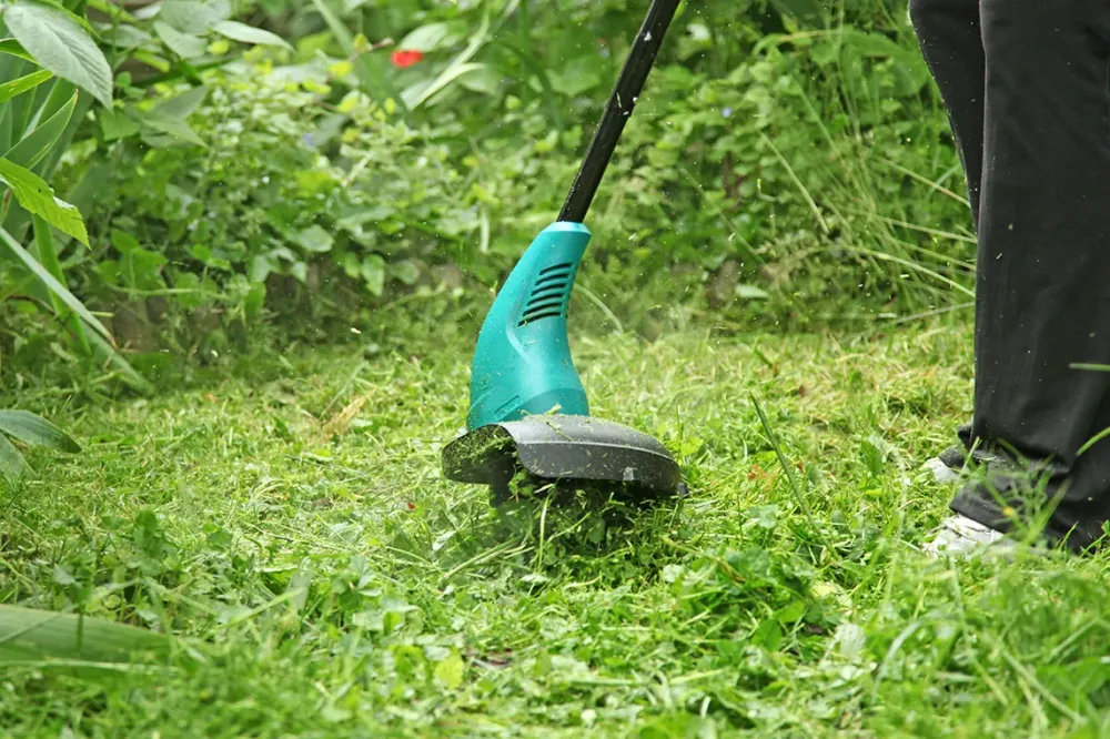 banniere debroussailleuse